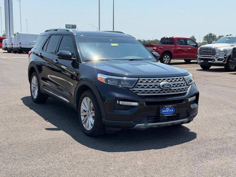 Certified Used 2020 Agate Black Metallic Ford Limited image 3