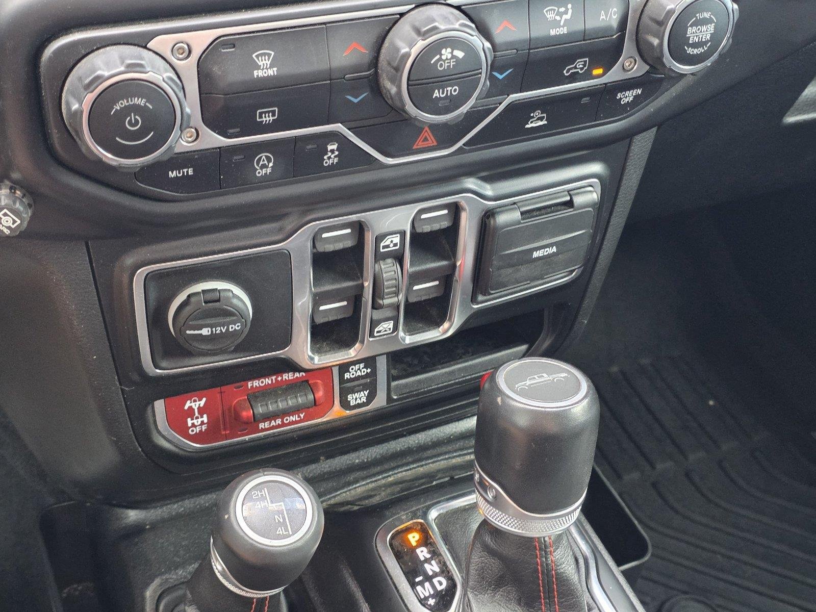 Used 2022 Granite Crystal Metallic Clearcoat Jeep Rubicon image 20