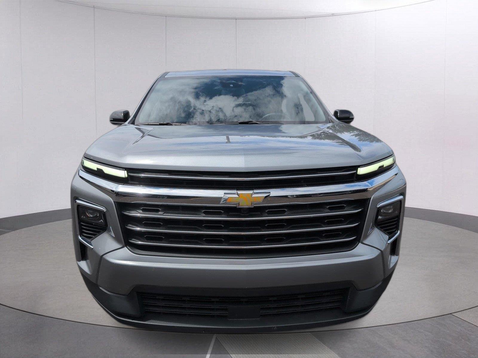 Used 2026 Sterling Gray Metallic Chevrolet LT image 10