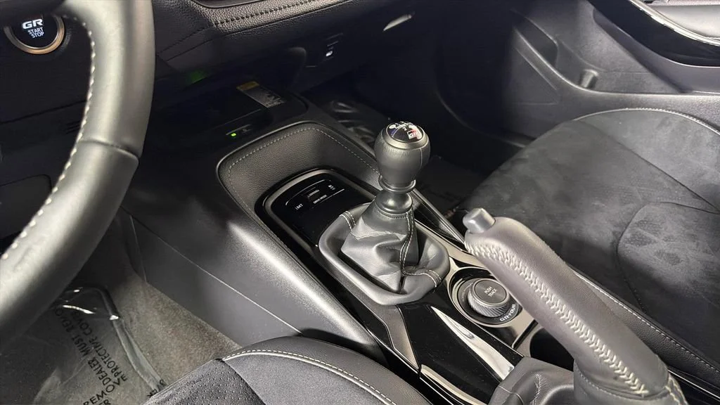 Used 2026 White Toyota Manual (Natl) image 22