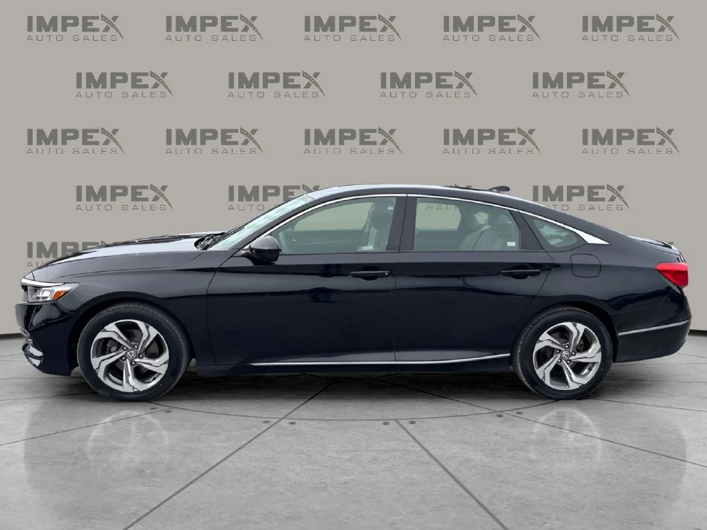Used 2019  Honda EX image 2