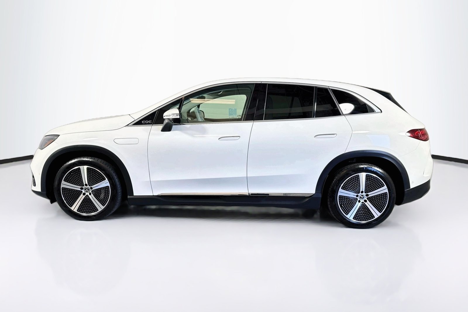 Certified Used 2023 Polar White Mercedes-Benz EQE 350 image 8