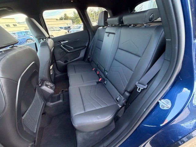 Used 2024 Blue BMW xDrive28i image 12