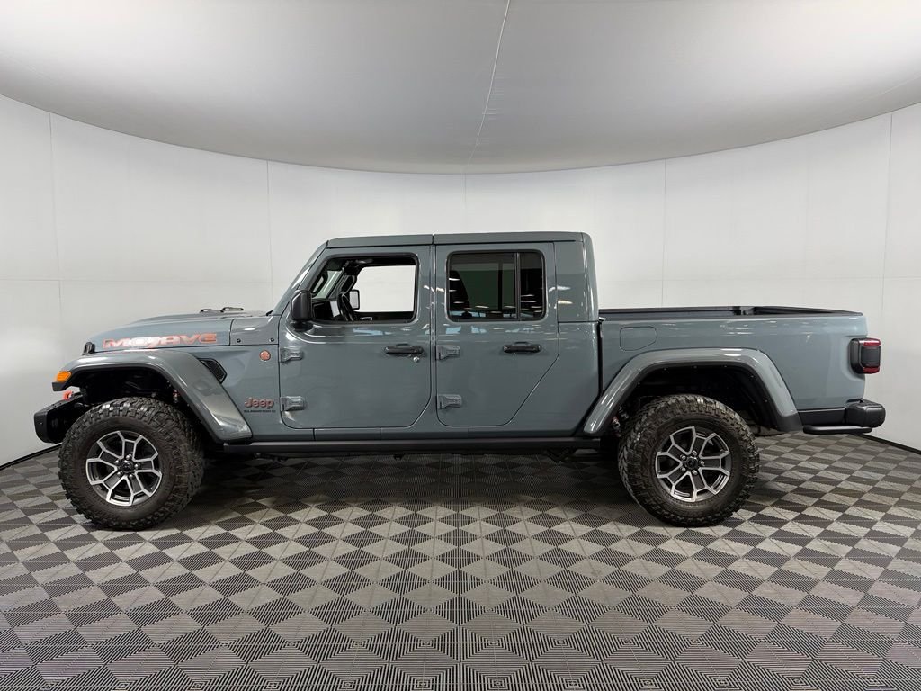 Certified Used 2024 Gray Jeep Mojave X image 9