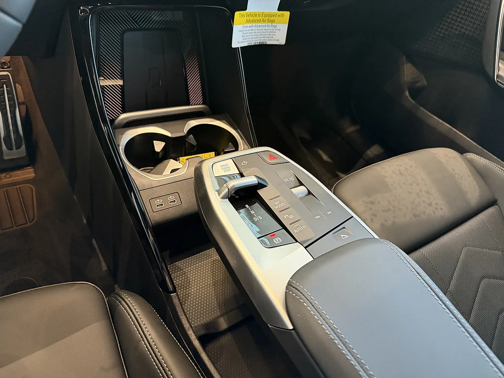 New 2027 Black Sapphire Metallic BMW xDrive28i image 10