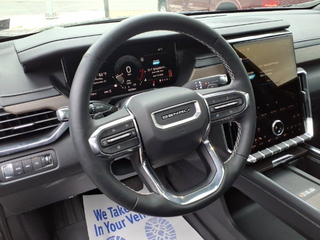 Used 2025 Black GMC Denali image 10