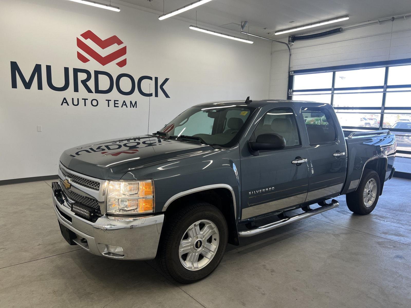 Used 2013 Blue Granite Metallic Chevrolet LT image 1
