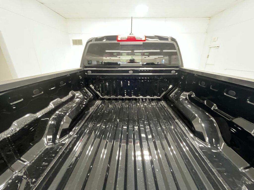 2026 Chevrolet Colorado LT - Photo 10