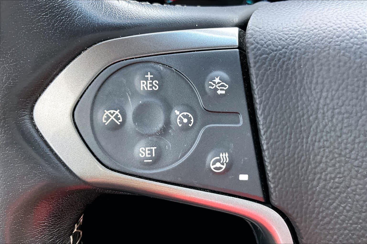 Used 2019 Silver Ice Metallic Chevrolet LT image 21