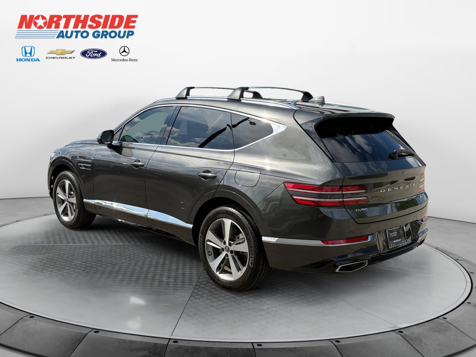 Used 2024 Makalu Gray Genesis 3.5T Advanced image 5