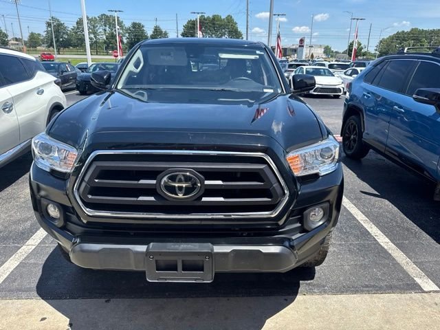 Used 2022 Black Toyota SR5 image 2