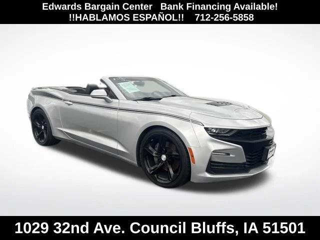 Used 2019 Silver Chevrolet SS image 22