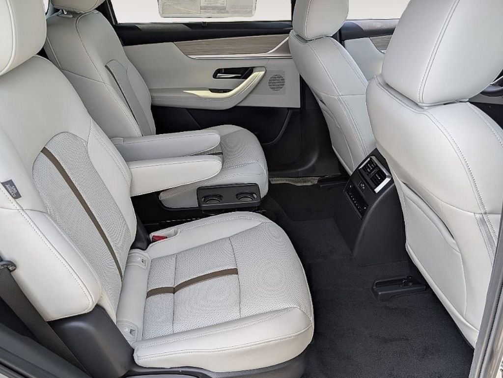 New 2026 Platinum Quartz Metallic Mazda Premium Plus AWD image 20