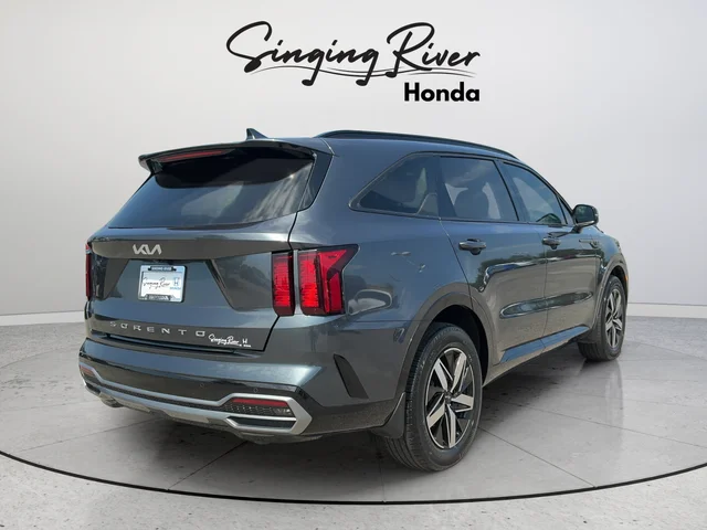 Used 2022 Gray Kia EX image 7