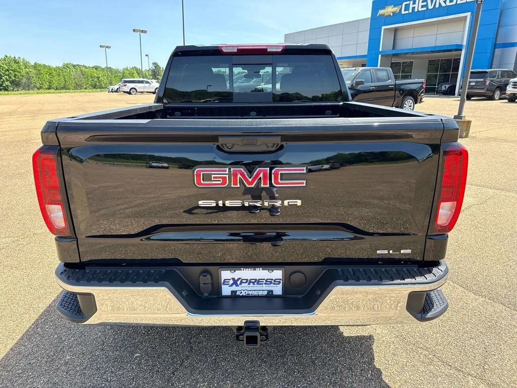 2026 GMC Sierra 1500 SLE - Photo 12