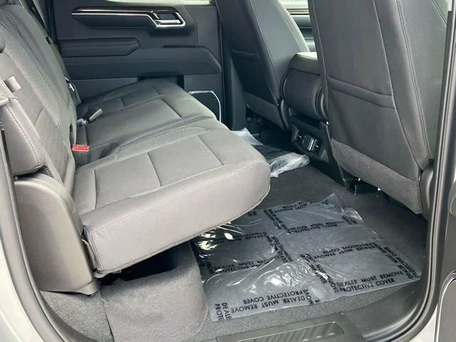 New 2026 Sterling Metallic GMC Elevation image 22