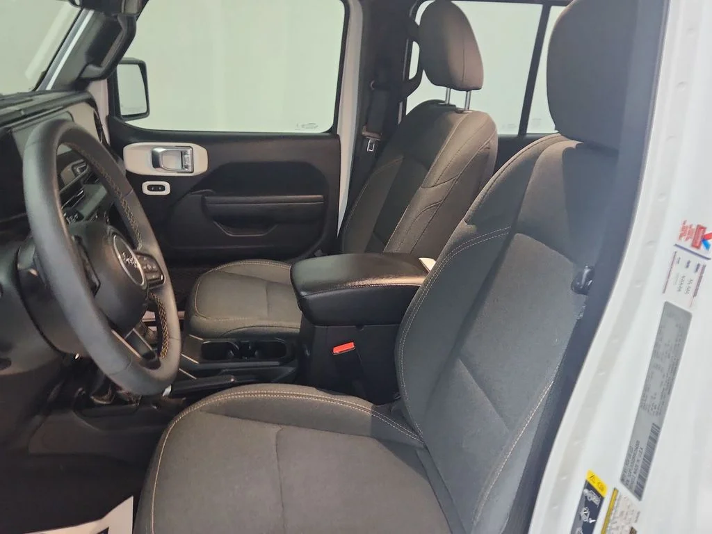 Used 2024 White Jeep Sport S image 15