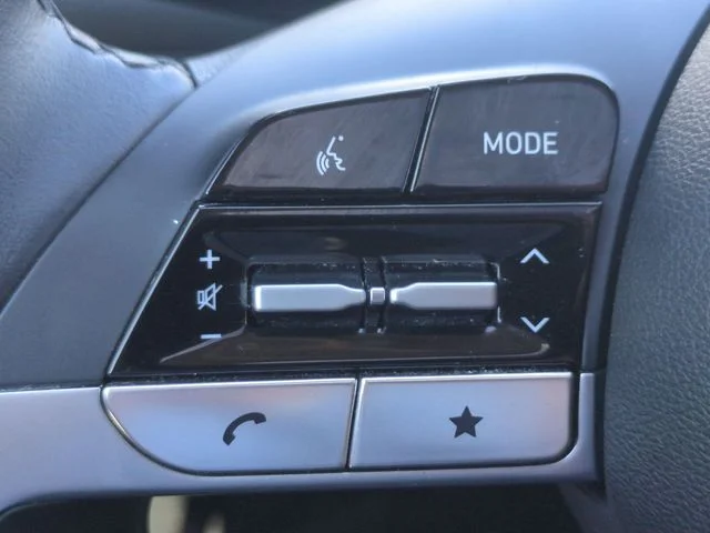 Certified Used 2023 White Hyundai SEL image 15