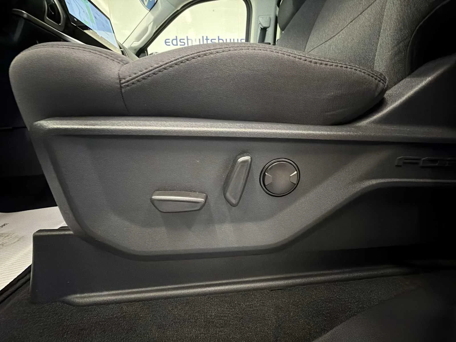 Used 2026 Agate Black Metallic Ford Active image 14