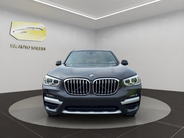 Used 2021 Dark Graphite Metallic BMW xDrive30i image 2