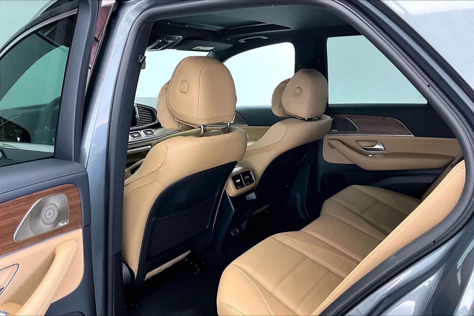New 2026 Selenite Grey Metallic Mercedes-Benz GLE 580 image 12