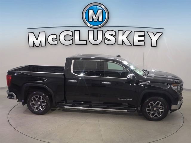 2023 GMC Sierra 1500 SLT - Photo 12