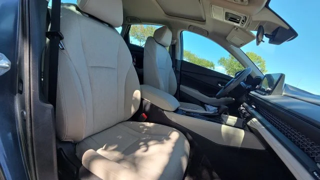 Used 2023 Gray Honda EX image 10