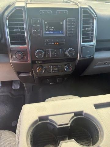 Used 2016 Magnetic Metallic Ford XLT image 22