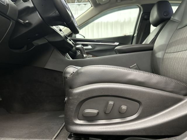 Used 2015 RED ROCK METALLIC Chevrolet LT image 17