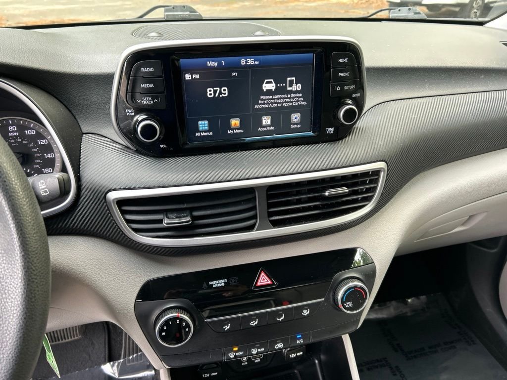 Used 2019 Gray Hyundai SE image 18