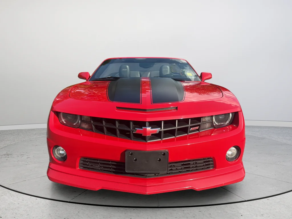 Used 2011 Red Chevrolet SS image 4