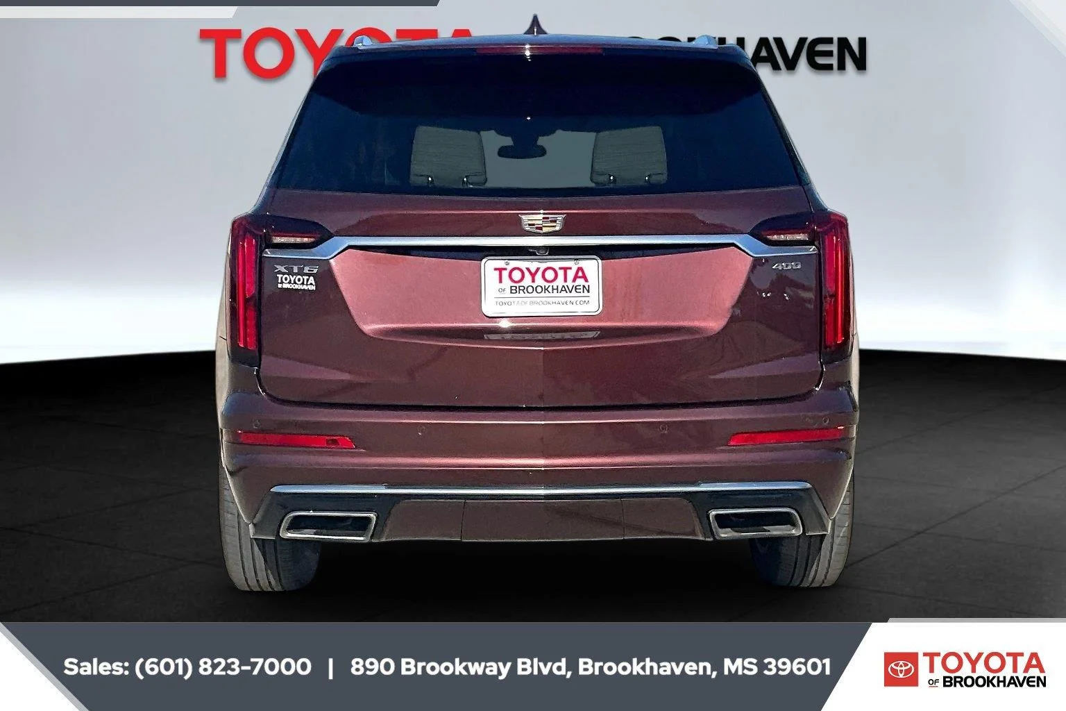 Used 2023 Radiant Red Tintcoat Cadillac FWD Premium Luxury image 4