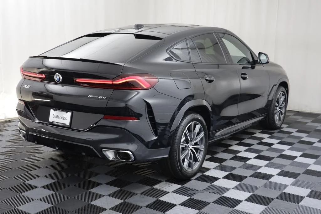 New 2027 BLACK SAPPHIRE BMW xDrive40i image 19