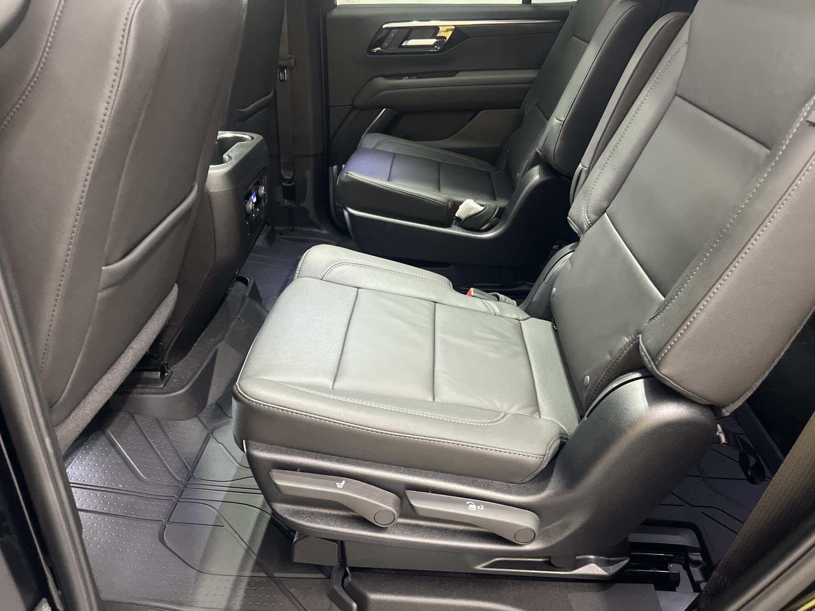 2027 Chevrolet Tahoe LT - Photo 12