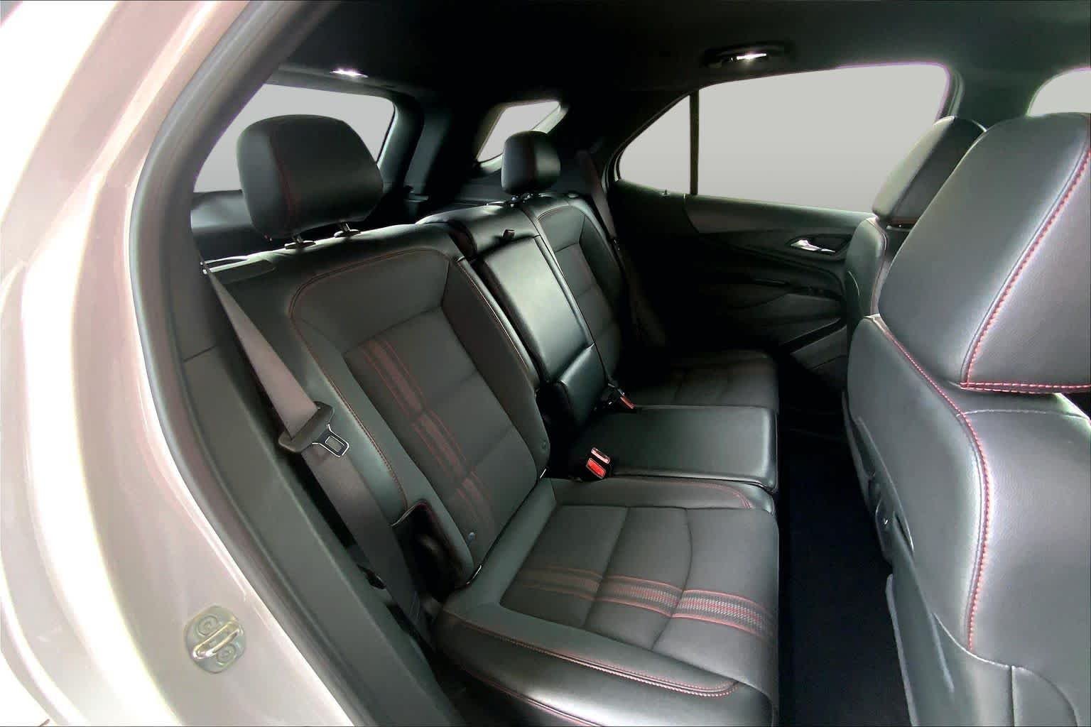 Used 2023 Summit White Chevrolet RS image 19