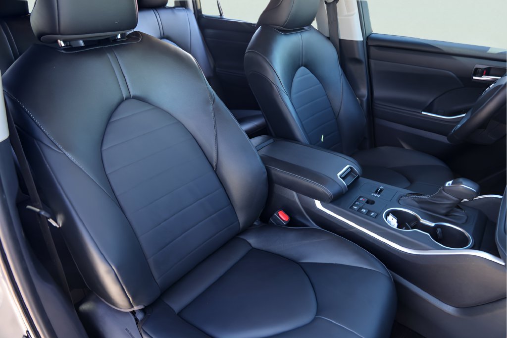2026 Toyota Highlander XLE - Photo 35