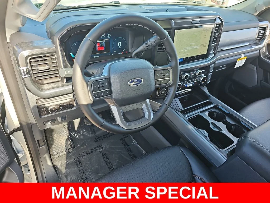 New 2026 Star White Metallic Tri-Coat Ford F-250® Platinum® image 15