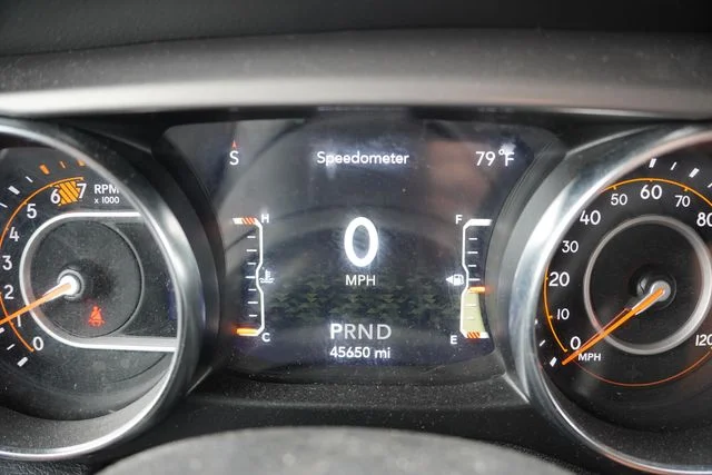 Used 2021 Black Jeep Sport S image 6