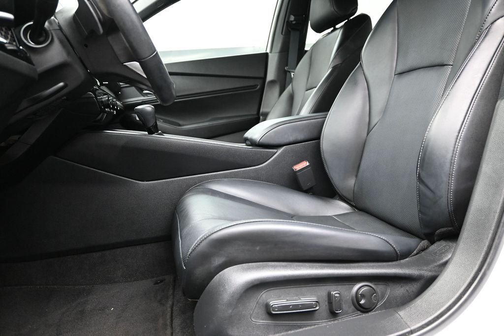 Used 2023  Honda Sport-L image 15
