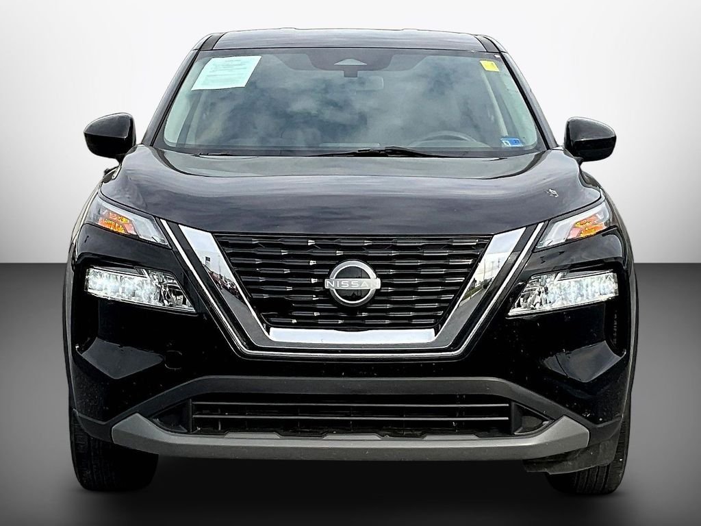 Used 2023 Black Nissan SV image 2