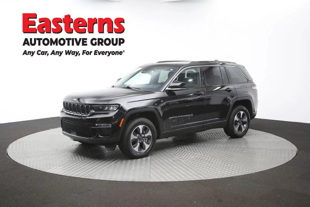 Used 2024 Black Jeep 4xe image 62