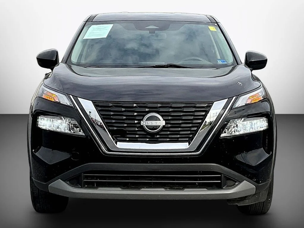 Used 2023 Black Nissan SV image 2