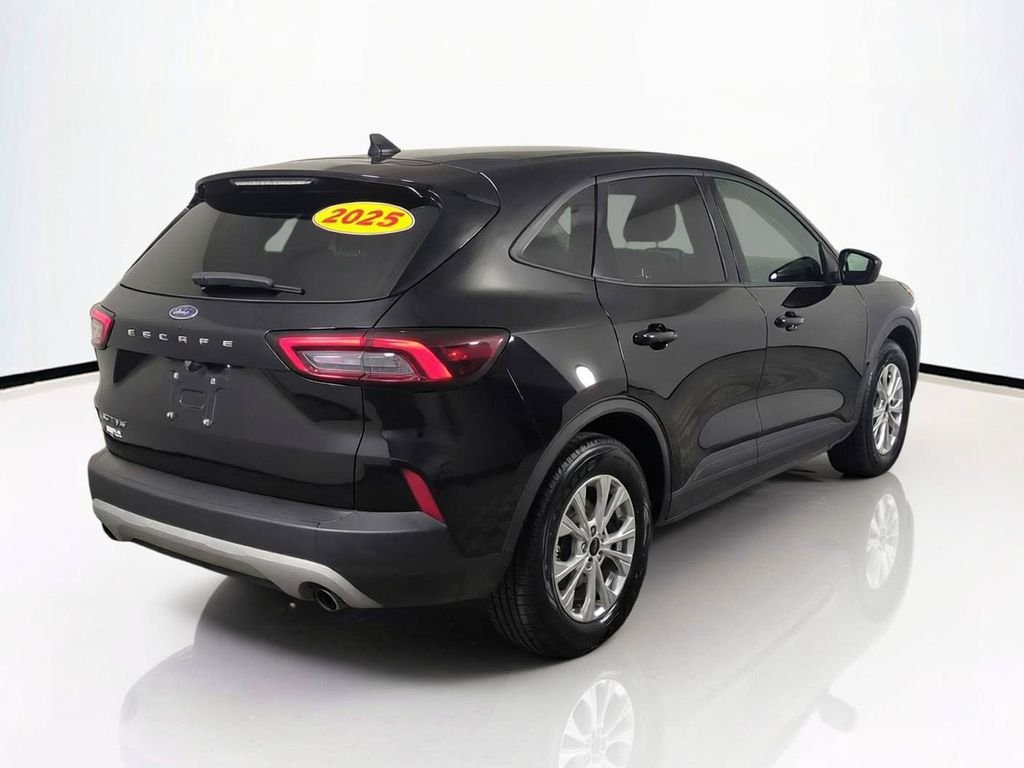 Used 2025 Black Ford Active image 5