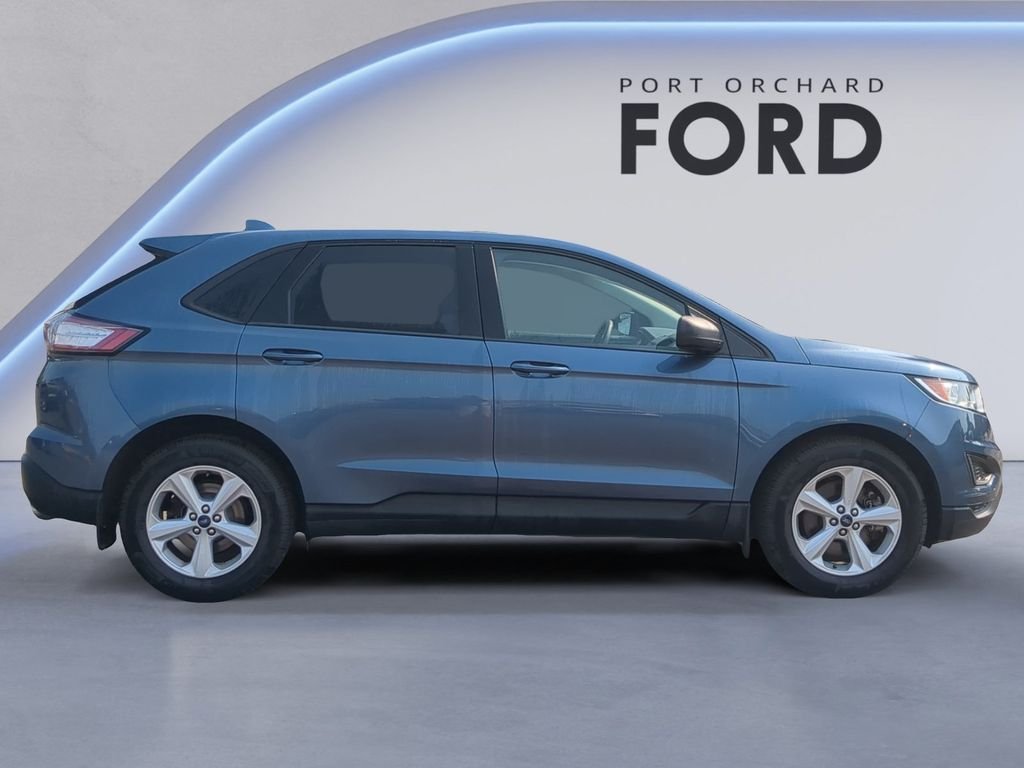 Used 2018 Blue Metallic Ford SE image 8