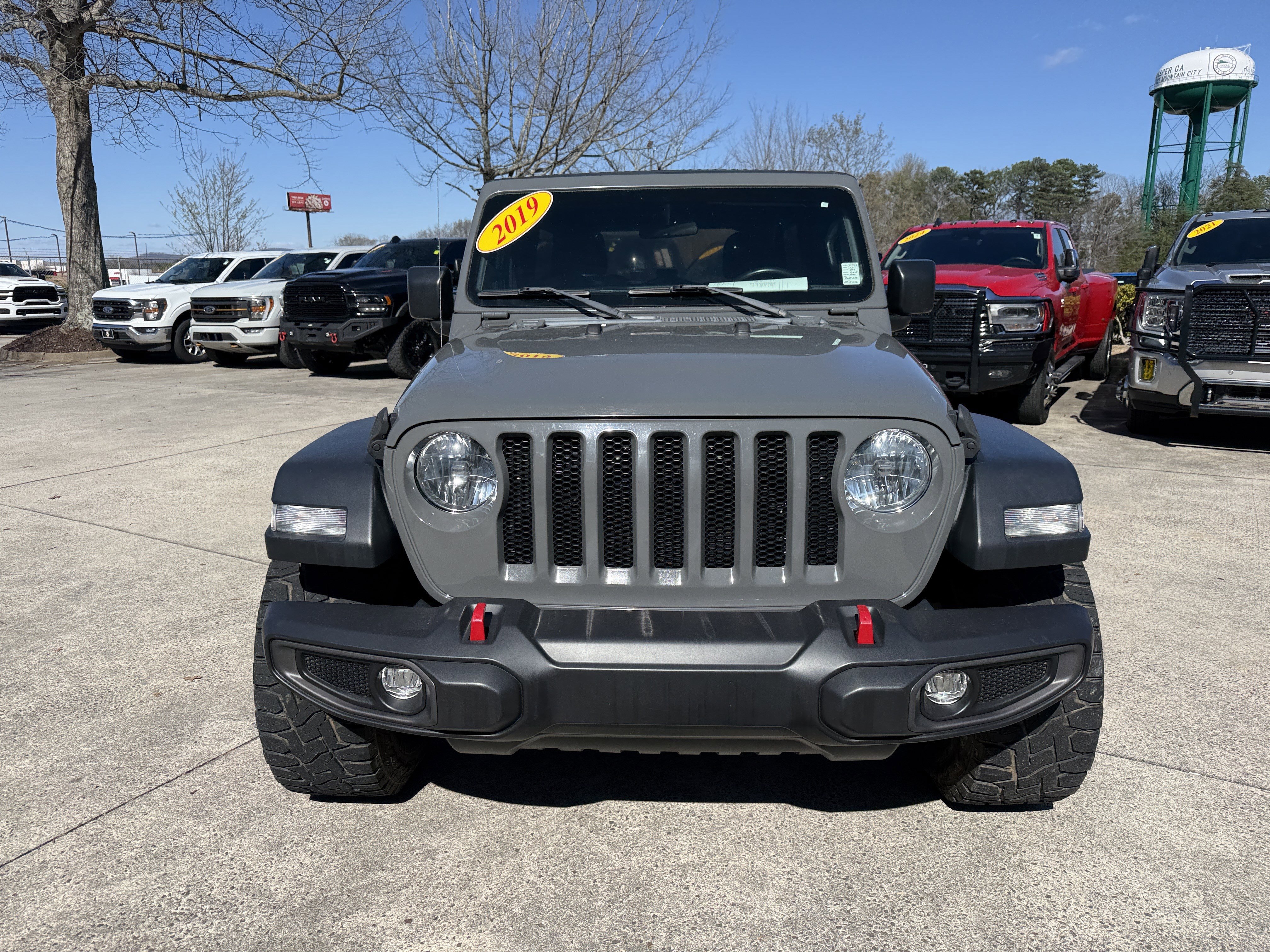 Used 2019 Jeep Wrangler Unlimited Sport S with VIN 1C4HJXDN5KW593255 for sale in Jasper, GA