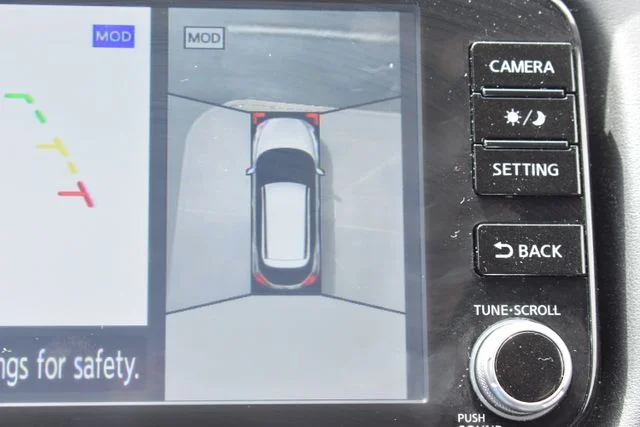 Used 2023 Gray Nissan SR image 29
