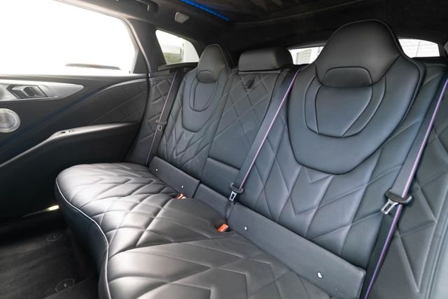 2025 BMW XM Base - Photo 37
