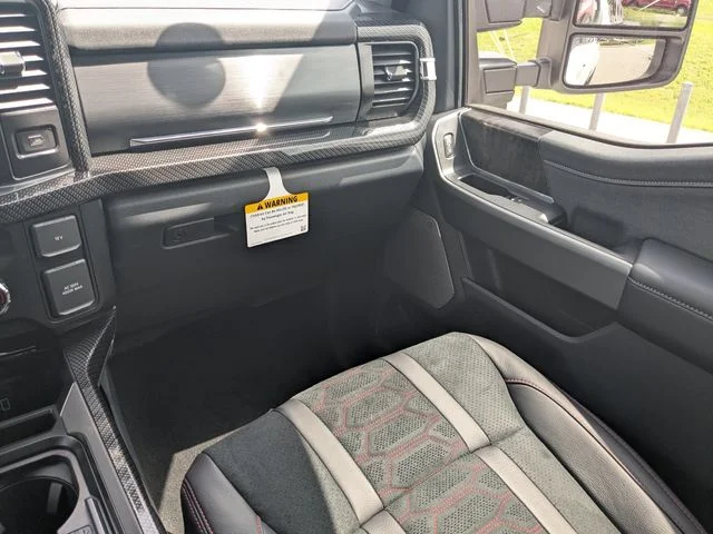 New 2026 Star White Metallic Tri-Coat Ford F-250® Lariat® image 26