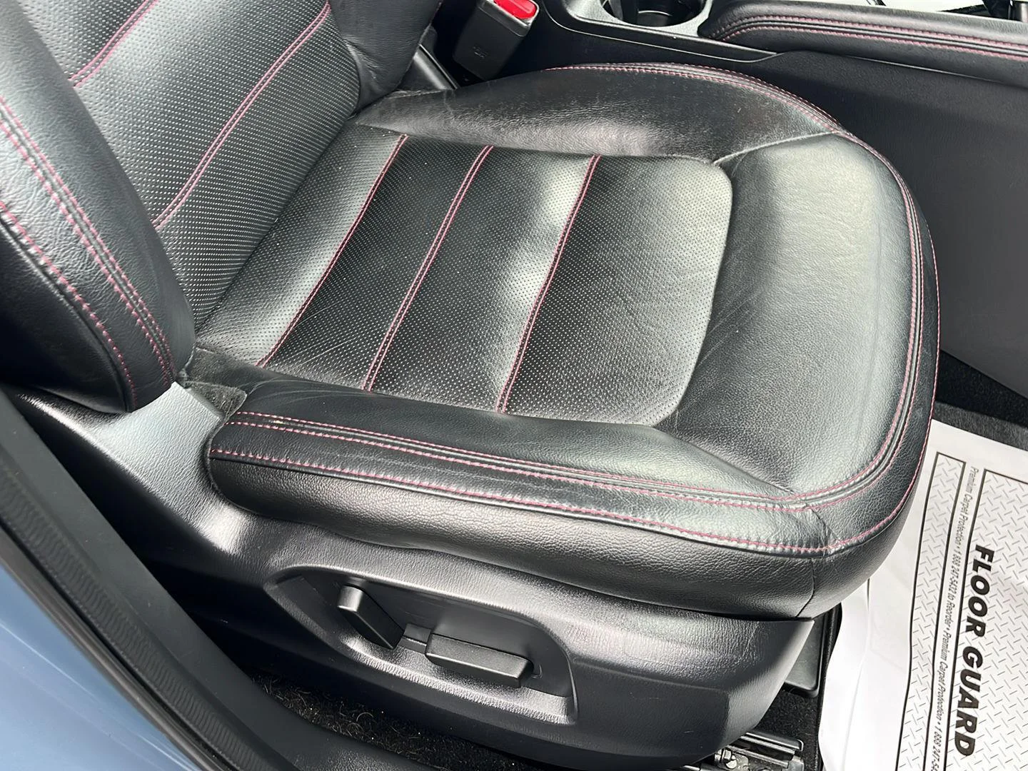 Used 2023 Polymetal Gray Mazda 2.5 S Carbon Edition image 32