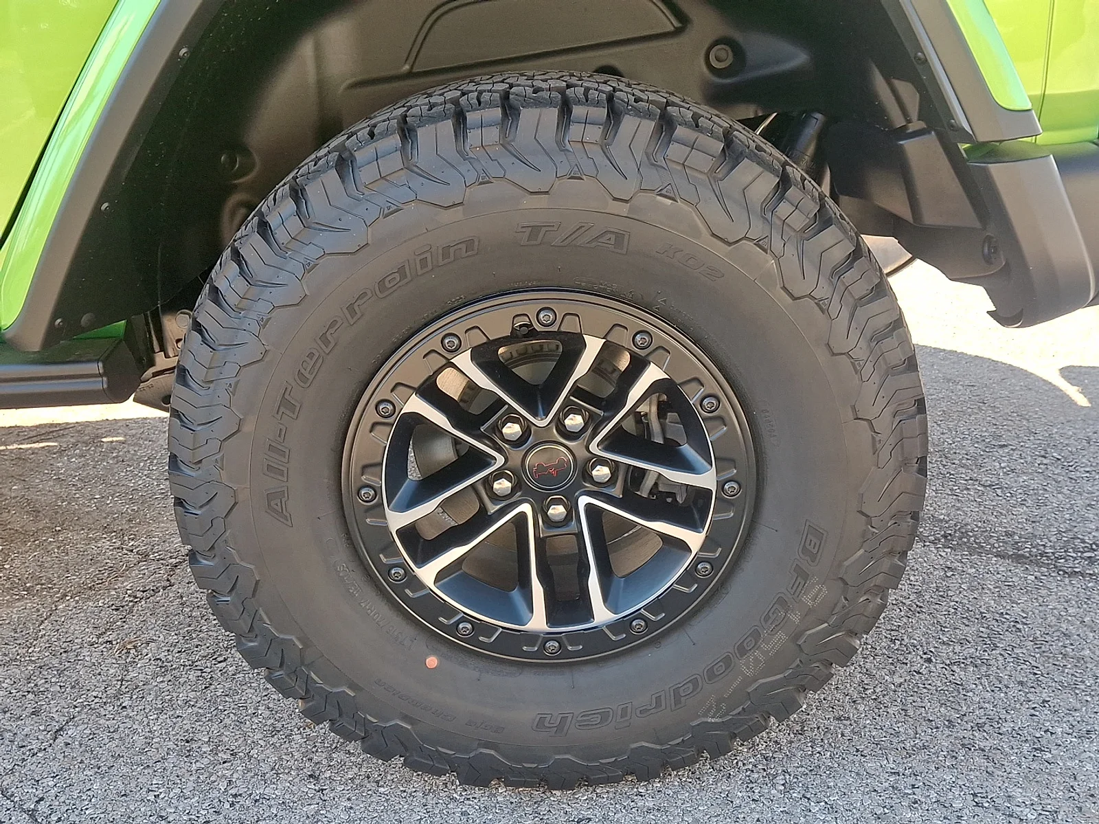 New 2026 Mojito Clear-Coat Exterior Paint Jeep Rubicon X image 19